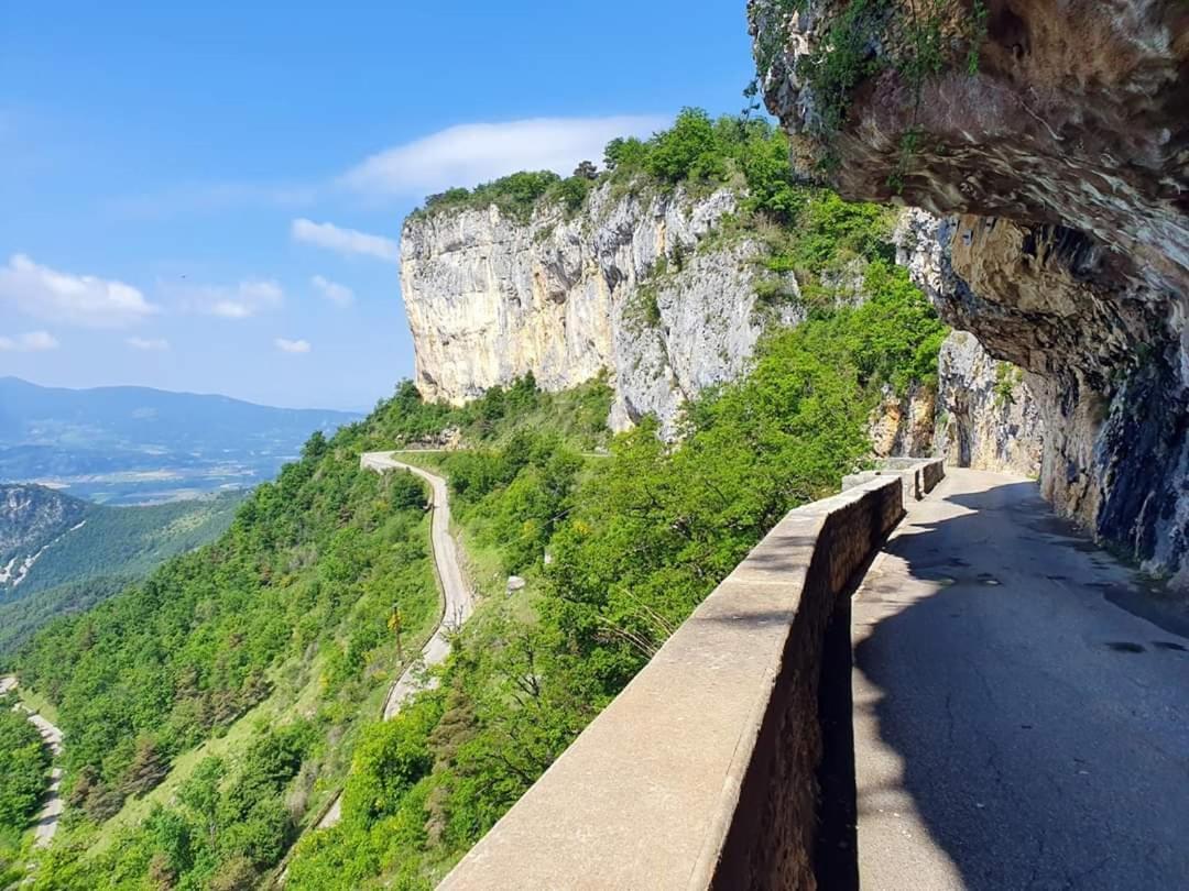 L'Echevine En Vercors Echevis Bagian luar foto